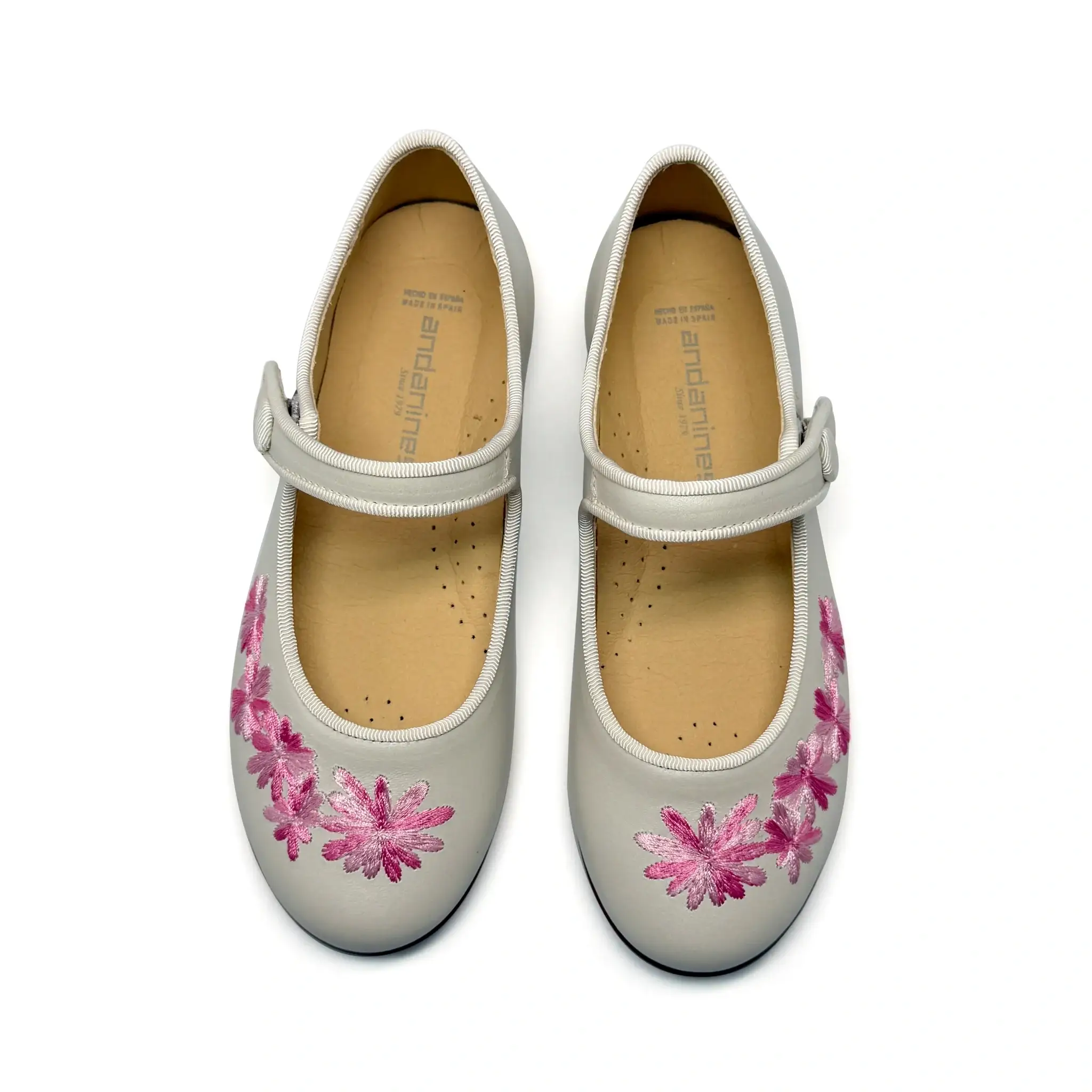 Andanines Ivory Pink Flower Embroidered Mary Jane - Image 2