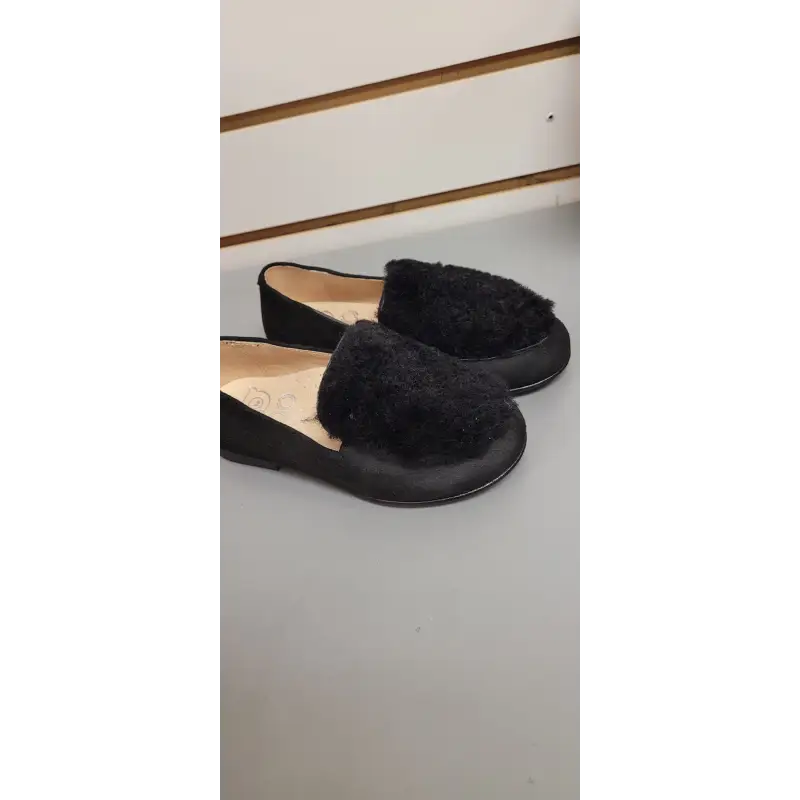 Hoo Black Fur Slip on - Image 3