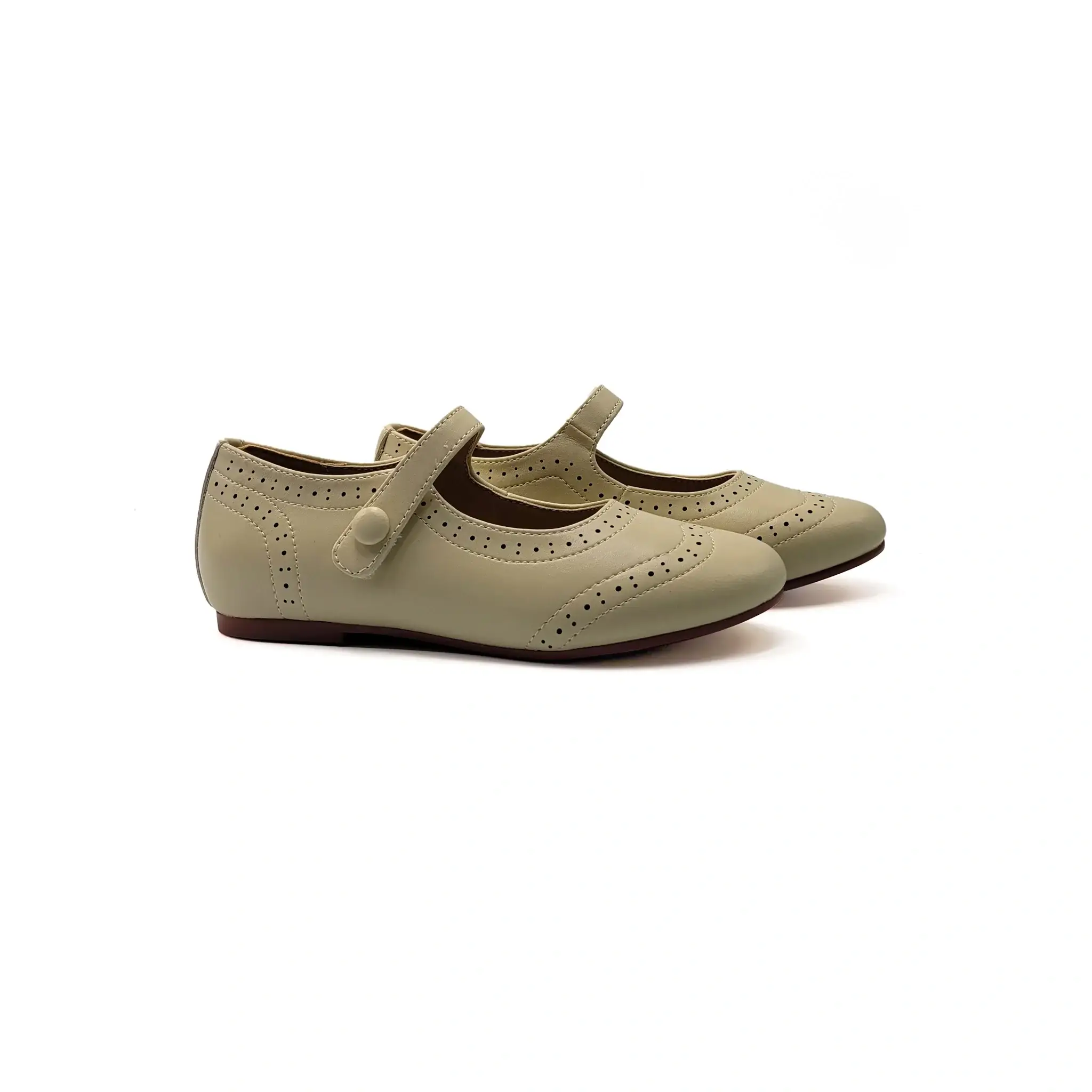 Mamelina Ivory Wingtip Mary Jane