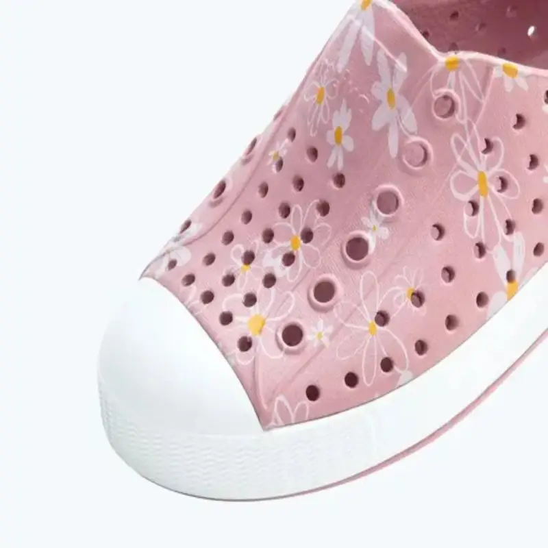 Natives Jefferson Daises Water Shoe - Image 3