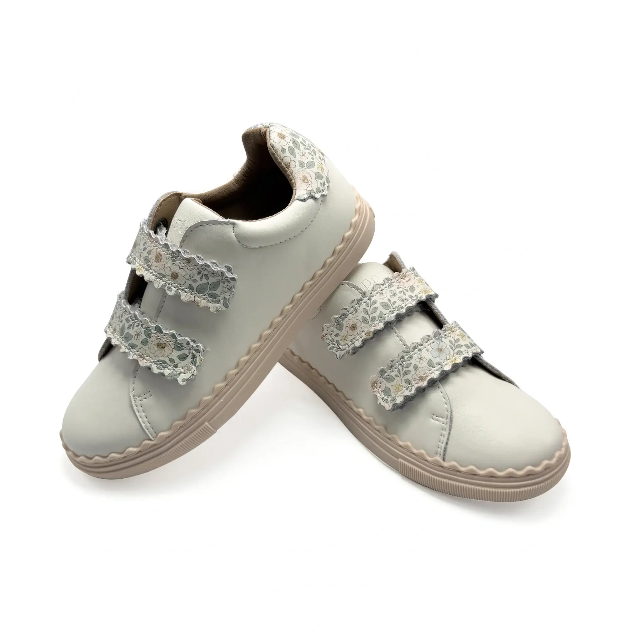 Porte White Floral Velcro Sneaker - Image 3