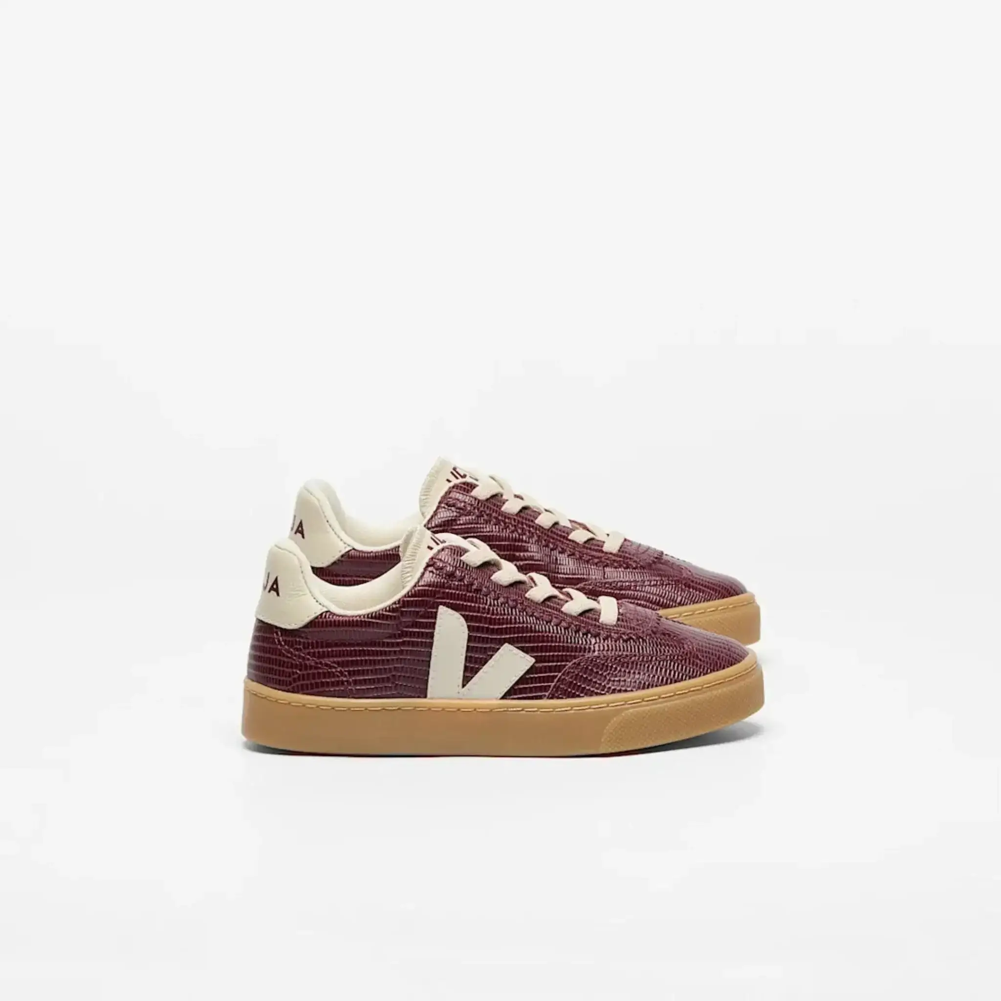 Veja Amarante Pierre Lace Slip On Sneaker